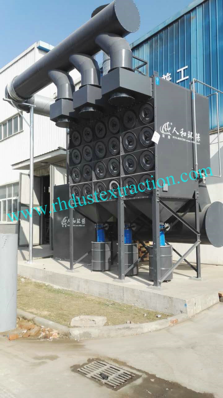 1 4-48 downflow dust collector for polish industry